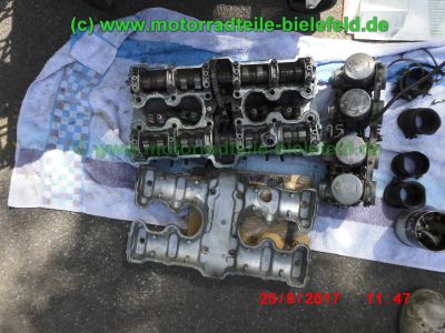 Honda_CB750KZ_RC01_EZ79_blau_teilzerlegt_original_4-4_Auspuff_Sankei_2043_-_Teile_Ersatzteile_parts_spares_spare-parts_ricambi_repuestos_wie_CB_750_900_KZ_F_F2_Boldor_RC04_SC01_SC09-39.jpg
