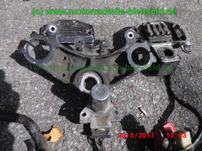 Honda_CB650C_RC05_schwarz_zerlegt_4-1_Auspuff_BSM_A96_6_CD1_1025_Motor_RC03E_-_Teile_Ersatzteile_parts_spares_spare-parts_ricambi_repuestos_wie_CB_650_C_RC03_RC08-95.jpg