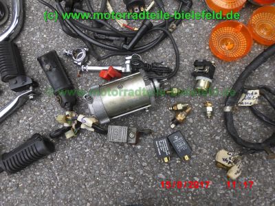 Honda_CB650C_RC05_HH_creme-bordeaux_zerlegt_Sturzbuegel_crash-bars_-_Teile_Ersatzteile_parts_spares_spare-parts_ricambi_repuestos_wie_CB_650_C_RC03_RC08-53.jpg