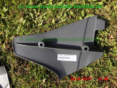 Husqvarna_SM_610_R_SuMo_Supermoto_Ersatzteile_Teile_Seitenteil_Seitenverkleidung_Lufthutze-3.jpg