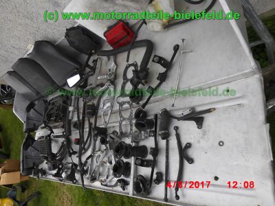 Kawasaki_ZXR_750_H_J_L_Ersatzteile-Mix_Verkleidungen_-_Teile_parts_spares_spare-parts_ricambi_repuestos_ZX750_H_J_K_L_M-15.jpg