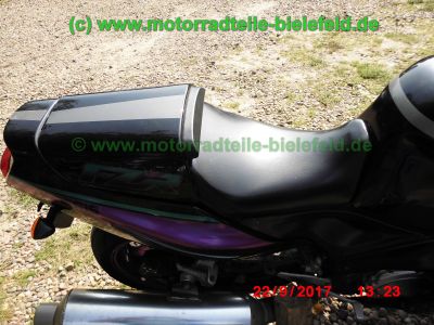Yamaha_FZR1000_3GM_EXUP_schwarz-lila_144PS_2Hd_HU_06-2019_USD-Gabel_gepflegt_unverbastelt_–_wie_3LE_3LF_3LK-16.jpg