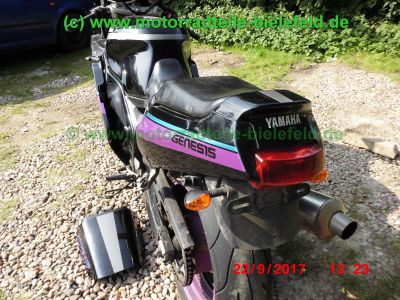 Yamaha_FZR1000_3GM_EXUP_schwarz-lila_144PS_2Hd_HU_06-2019_USD-Gabel_gepflegt_unverbastelt_–_wie_3LE_3LF_3LK-19.jpg