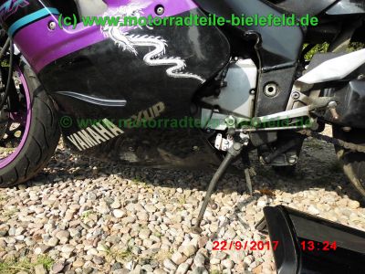 Yamaha_FZR1000_3GM_EXUP_schwarz-lila_144PS_2Hd_HU_06-2019_USD-Gabel_gepflegt_unverbastelt_–_wie_3LE_3LF_3LK-24.jpg