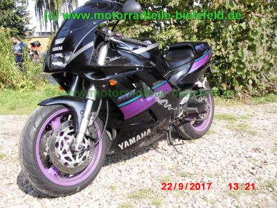 Yamaha_FZR1000_3GM_EXUP_schwarz-lila_144PS_2Hd_HU_06-2019_USD-Gabel_gepflegt_unverbastelt_–_wie_3LE_3LF_3LK-4.jpg