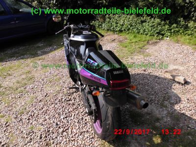 Yamaha_FZR1000_3GM_EXUP_schwarz-lila_144PS_2Hd_HU_06-2019_USD-Gabel_gepflegt_unverbastelt_–_wie_3LE_3LF_3LK-8.jpg