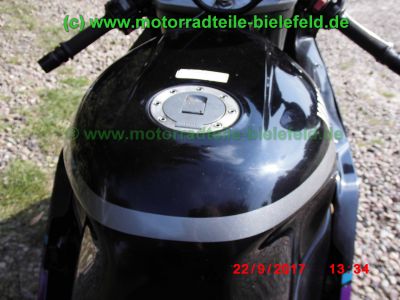 Yamaha_FZR1000_3GM_EXUP_schwarz-lila_144PS_2Hd_HU_06-2019_USD-Gabel_gepflegt_unverbastelt_–_wie_3LE_3LF_3LK-80.jpg
