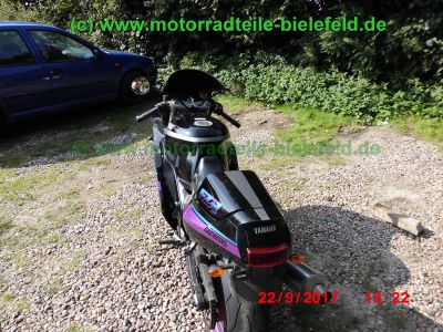 Yamaha_FZR1000_3GM_EXUP_schwarz-lila_144PS_2Hd_HU_06-2019_USD-Gabel_gepflegt_unverbastelt_–_wie_3LE_3LF_3LK-9.jpg