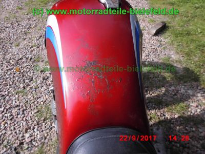 Yamaha_XJ550_4V8_rot_Oldtimer_original_Schuh_Gepaecktraeger_Koffertraeger_Halbschalen-Verkleidung_Windschild_Sturzbuegel_Teile_Ersatzteile_parts_spares_spare-parts_ricambi_repuestos-35.jpg