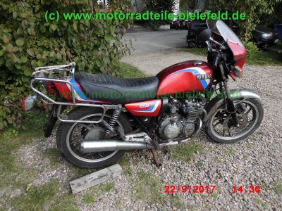 Yamaha_XJ550_4V8_rot_Oldtimer_original_Schuh_Gepaecktraeger_Koffertraeger_Halbschalen-Verkleidung_Windschild_Sturzbuegel_Teile_Ersatzteile_parts_spares_spare-parts_ricambi_repuestos-50.jpg