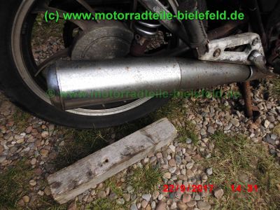 Yamaha_XJ550_4V8_rot_Oldtimer_original_Schuh_Gepaecktraeger_Koffertraeger_Halbschalen-Verkleidung_Windschild_Sturzbuegel_Teile_Ersatzteile_parts_spares_spare-parts_ricambi_repuestos-57.jpg