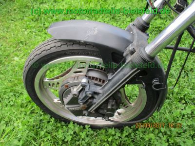 Honda_CBX550F_PC04_rolling_Chassis_3x_gekapselte_belueftete_Scheibenbremse_Tank_OK_für_Teile_Ersatzteile_parts_spares_spare-parts_ricambi_repuestos-19.jpg