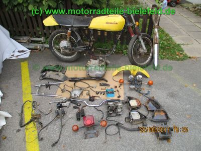 Honda_CJ250T_Twin_gelb_Oldtimer-Wrack_Vergaser_Keihin_762A_orig_Auspuff_2-1_–_Teile_Ersatzteile_parts_spares_spare-parts_ricambi_repuestos_wie_CB250G_CB360G_CJ360T-94.jpg