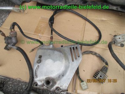 Honda_CJ250T_Twin_gelb_Oldtimer-Wrack_Vergaser_Keihin_762A_orig_Auspuff_2-1_–_Teile_Ersatzteile_parts_spares_spare-parts_ricambi_repuestos_wie_CB250G_CB360G_CJ360T-98.jpg
