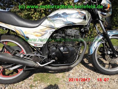 Kawasaki_GPZ305_Airbrush_EX305B_EZ87_Belt-Drive_Riemen-Antrieb_Hashiru-Auspuff_2-2_Hepco-Becker_Gepaecktraeger_Koffertraeger_–_wie_ER_EX_Z_250_305_A_B_GP-44.jpg