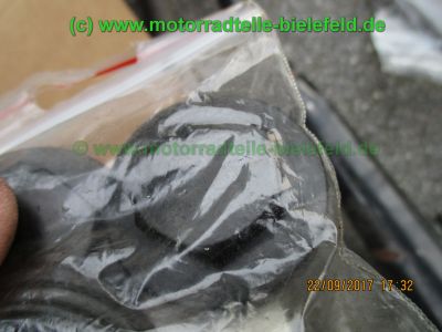 Kawasaki_GPZ305_EX305_2x_Motor_Auspuff_CDI_Vergaser_Tank_uvm_-_Teile_Ersatzteile_parts_spares_spare-parts_ricambi_repuestos_wie_ER_EX_Z_250_305_A_B_GP-41.jpg