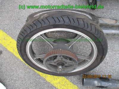 Kawasaki_GPZ305_EX305_2x_Motor_Auspuff_CDI_Vergaser_Tank_uvm_-_Teile_Ersatzteile_parts_spares_spare-parts_ricambi_repuestos_wie_ER_EX_Z_250_305_A_B_GP-44.jpg