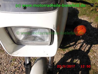 Kawasaki_GPZ305_weiss-blau_EX305B_Halbschale_Belt-Drive_Riemen-Antrieb_original_Auspuff_2-2_KHI_K_070_–_wie_ER_EX_Z_250_305_A_B_GP-40.jpg