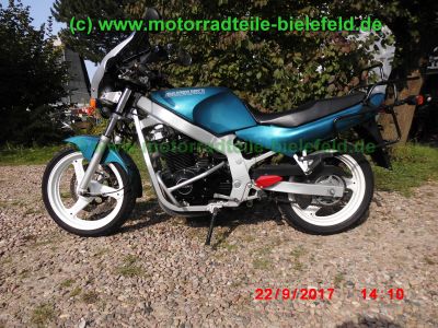 Suzuki_GS500E_GM51B_gruen_46PS_16tkm_tiefer_gelegt_GIVI_Halbschalen_-Verkleidung_Sturzbuegel_Hepco-Becker_Gepaecktraeger_Koffertraeger_Motor_M502_sehr_gepflegt-32.jpg