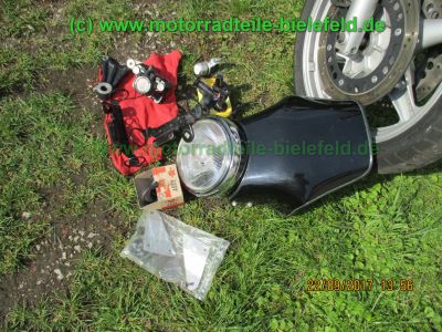 Suzuki_GSX1100G_GV74A_bronze_Kardan-Tourer_WP-Federn_Stahlflex_Weiss_Halbschalen_-Verkleidung_Sturzbuegel_Hepco-Becker_Gepaecktraeger_Koffertraeger_Motor_V718_1127ccm-21.jpg