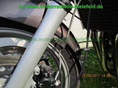 Suzuki_GSX1100G_GV74A_bronze_Kardan-Tourer_WP-Federn_Stahlflex_Weiss_Halbschalen_-Verkleidung_Sturzbuegel_Hepco-Becker_Gepaecktraeger_Koffertraeger_Motor_V718_1127ccm-87.jpg