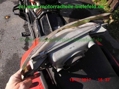 Honda_PC800_Pacific_Coast_RC34_rot_Sturz_V2-Tourer_GIVI_Gepaecktraeger_Teile_Ersatzteile_parts_spares_spare-parts_ricambi_repuestos-177.jpg