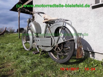 Rabeneick_Binetta_50_Oldtimer_Mofa_Moped_1955_seit_1963_ausser_Betrieb_-_mit_Zuendapp_Motor_25-5_wie_Combinette_404_405_406-10.jpg