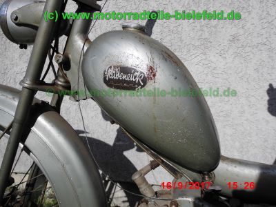 Rabeneick_Binetta_50_Oldtimer_Mofa_Moped_1955_seit_1963_ausser_Betrieb_-_mit_Zuendapp_Motor_25-5_wie_Combinette_404_405_406-19.jpg