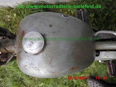 Rabeneick_Binetta_50_Oldtimer_Mofa_Moped_1955_seit_1963_ausser_Betrieb_-_mit_Zuendapp_Motor_25-5_wie_Combinette_404_405_406-28.jpg