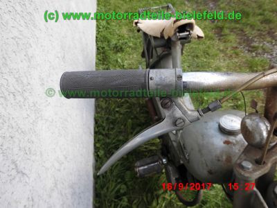 Rabeneick_Binetta_50_Oldtimer_Mofa_Moped_1955_seit_1963_ausser_Betrieb_-_mit_Zuendapp_Motor_25-5_wie_Combinette_404_405_406-33.jpg