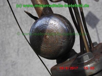 Rabeneick_Binetta_50_Oldtimer_Mofa_Moped_1955_seit_1963_ausser_Betrieb_-_mit_Zuendapp_Motor_25-5_wie_Combinette_404_405_406-52.jpg