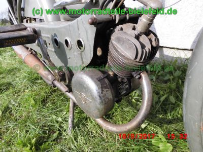 Rabeneick_Binetta_50_Oldtimer_Mofa_Moped_1955_seit_1963_ausser_Betrieb_-_mit_Zuendapp_Motor_25-5_wie_Combinette_404_405_406-53.jpg
