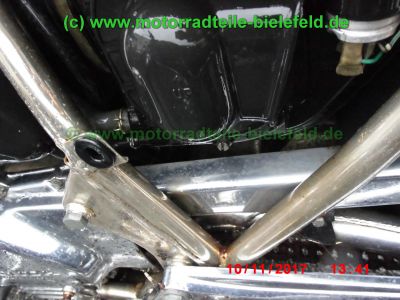 Honda_CB650_RC03_blau_4-4_Auspuff_Custom-Umbau_Rahmen_vernickelt_verchromte_polierte_Teile_Ersatzteile_parts_spares_spare-parts_ricambi_repuestos_wie_CB650C_RC05_RC08_-28.jpg