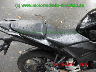 Honda_CBR125R_JC50_Sturz_-_Ersatzteile_Teile_parts_spares_spare-parts_ricambi_repuestos_wie_JC34_JC39_CBF125_JC40-30.jpg
