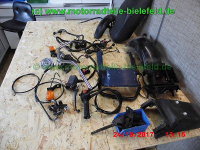 Honda_CBX550F2_PC04_-_Ersatzteile_Teile_parts_spares_spare-parts_ricambi_repuestos_wie_CBX_400_550_F-2.jpg
