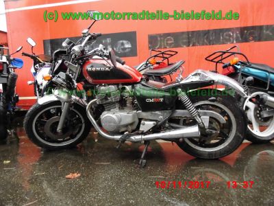 Honda_CM400T_NC01_Chopper_Sturz_Original-Auspuff_HM_447_448_Einsitzer_Custom-Umbau-_Ersatzteile_Teile_parts_spares_spare-parts_ricambi_repuestos_wie_CB400N_CB250N_CM250-8.jpg