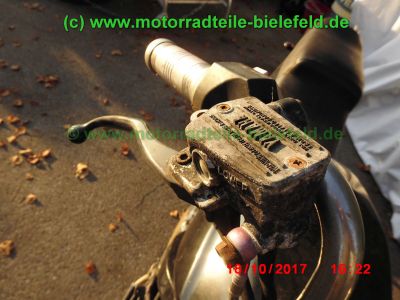 Yamaha_FZ750_Genesis_1FN_Laser_4-1_Auspuff_Gimbel_Fussrasten_Stufensitzbank_-_Ersatzteile_parts_2KK_3KT_FZR_FZ_FZX_400_600_700_750_1000_37.jpg