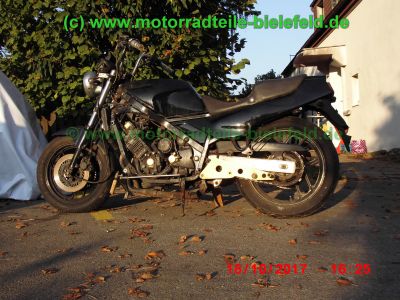 Yamaha_FZ750_Genesis_1FN_Laser_4-1_Auspuff_Gimbel_Fussrasten_Stufensitzbank_-_Ersatzteile_parts_2KK_3KT_FZR_FZ_FZX_400_600_700_750_1000_38.jpg
