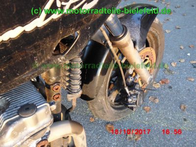 Suzuki_GSF600S_Bandit_GN77B_schwarz_GIVI-Koffertraeger_Gepaecksystem_-_Ersatzteile_Teile_parts_spares_spare-parts_ricambi_repuestos_wie_WVA8_GSX_600_750_F_GN72B_GR78A_GSF_1200_WVA9_GV75A-119.jpg