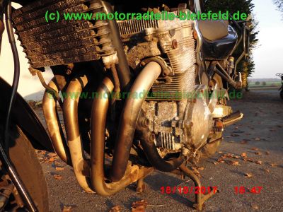Suzuki_GSF600S_Bandit_GN77B_schwarz_GIVI-Koffertraeger_Gepaecksystem_-_Ersatzteile_Teile_parts_spares_spare-parts_ricambi_repuestos_wie_WVA8_GSX_600_750_F_GN72B_GR78A_GSF_1200_WVA9_GV75A-30.jpg