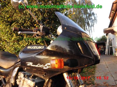 Suzuki_GSF600S_Bandit_GN77B_schwarz_GIVI-Koffertraeger_Gepaecksystem_-_Ersatzteile_Teile_parts_spares_spare-parts_ricambi_repuestos_wie_WVA8_GSX_600_750_F_GN72B_GR78A_GSF_1200_WVA9_GV75A-72.jpg
