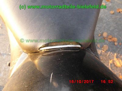 Suzuki_GSF600S_Bandit_GN77B_schwarz_GIVI-Koffertraeger_Gepaecksystem_-_Ersatzteile_Teile_parts_spares_spare-parts_ricambi_repuestos_wie_WVA8_GSX_600_750_F_GN72B_GR78A_GSF_1200_WVA9_GV75A-79.jpg