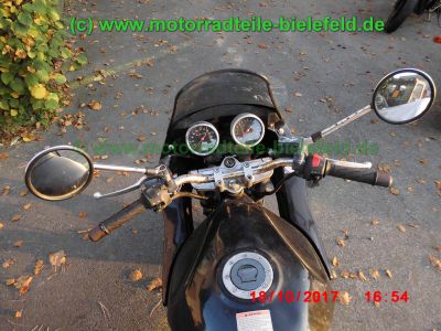 Suzuki_GSF600S_Bandit_GN77B_schwarz_GIVI-Koffertraeger_Gepaecksystem_-_Ersatzteile_Teile_parts_spares_spare-parts_ricambi_repuestos_wie_WVA8_GSX_600_750_F_GN72B_GR78A_GSF_1200_WVA9_GV75A-96.jpg