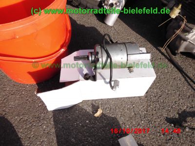 Honda_NX650_Dominator_RD08_zerlegt_blau-grau_RFVC_Motor_-_Ersatzteile_Teile_parts_spares_spare-parts_ricambi_repuestos_wie_RD02_-14.jpg