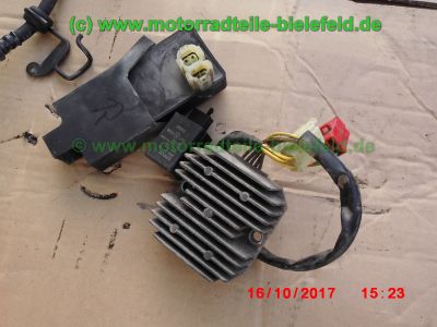 Honda_NX650_Dominator_RD08_zerlegt_blau-grau_RFVC_Motor_-_Ersatzteile_Teile_parts_spares_spare-parts_ricambi_repuestos_wie_RD02_-159.jpg
