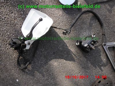 Honda_NX650_Dominator_RD08_zerlegt_blau-grau_RFVC_Motor_-_Ersatzteile_Teile_parts_spares_spare-parts_ricambi_repuestos_wie_RD02_-32.jpg
