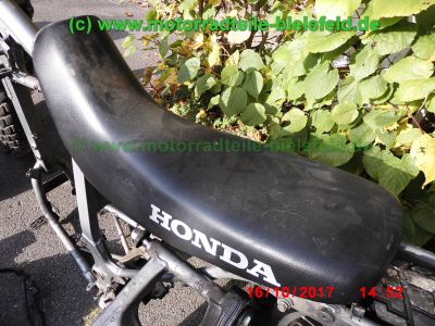 Honda_NX650_Dominator_RD08_zerlegt_blau-grau_RFVC_Motor_-_Ersatzteile_Teile_parts_spares_spare-parts_ricambi_repuestos_wie_RD02_-55.jpg