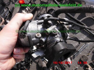 Honda_NX650_Dominator_RD08_zerlegt_blau-grau_RFVC_Motor_-_Ersatzteile_Teile_parts_spares_spare-parts_ricambi_repuestos_wie_RD02_-94.jpg
