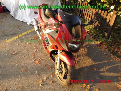 Suzuki_RF900R_GT73A_rot_55tkm_unfallfrei_Marving_Carboniox_4-1_Auspuff_Lucas_Sport-Fussrasten-57.jpg