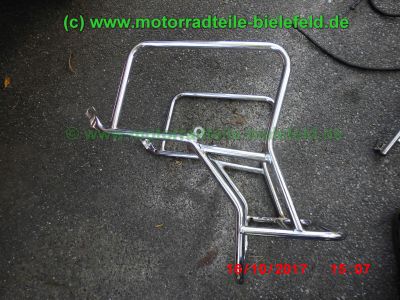Yamaha_XS400_2A2_zerlegt_2x_SOHC_Motor_Koffertraeger_Gepaecktraeger_-_Teile_Ersatzteile_parts_spares_spare-parts_ricambi_repuestos_wie_3N7_4G5_XS_250_360_1U4_1U5-10.jpg